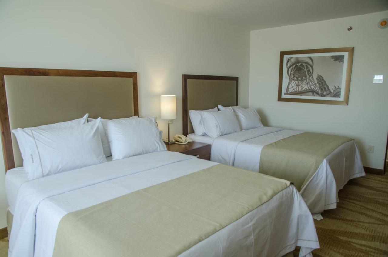 Holiday Inn Express And Suites Celaya By Ihg Camera foto