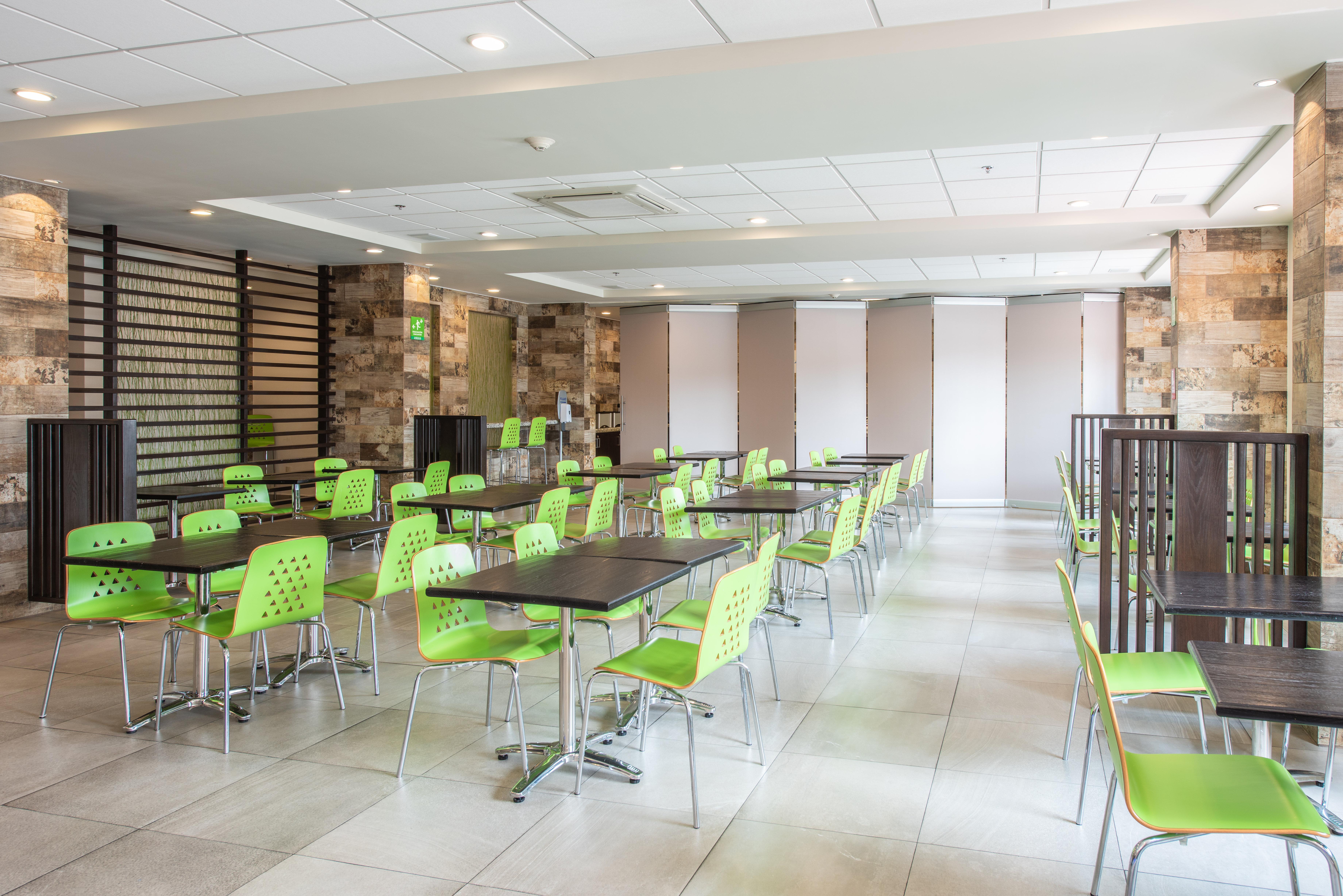 Holiday Inn Express And Suites Celaya By Ihg Esterno foto