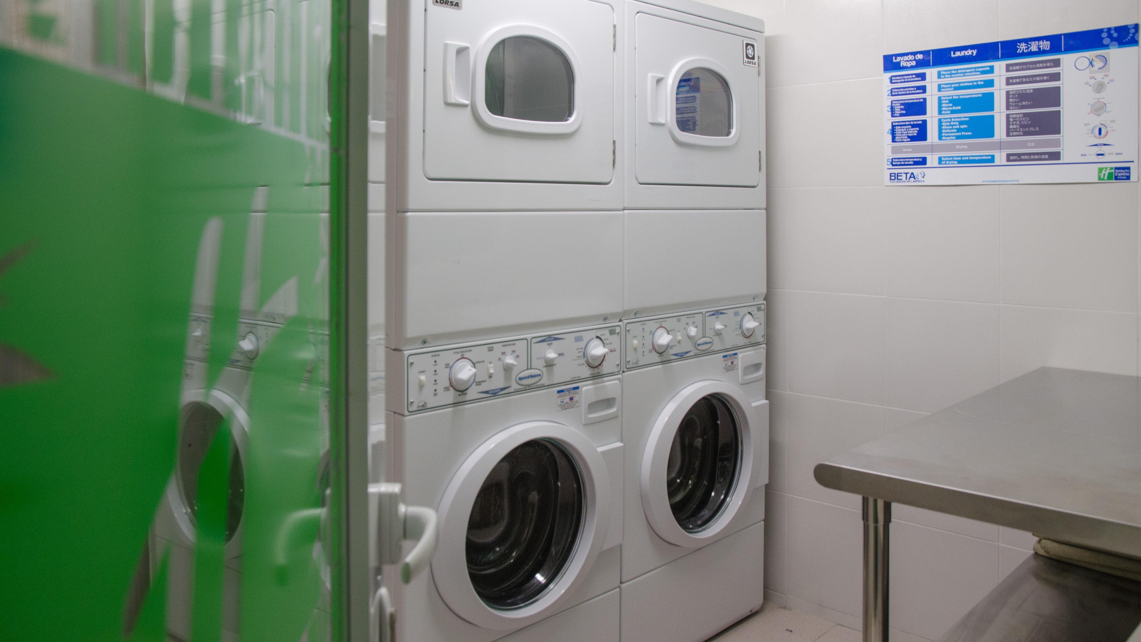 Holiday Inn Express And Suites Celaya By Ihg Esterno foto