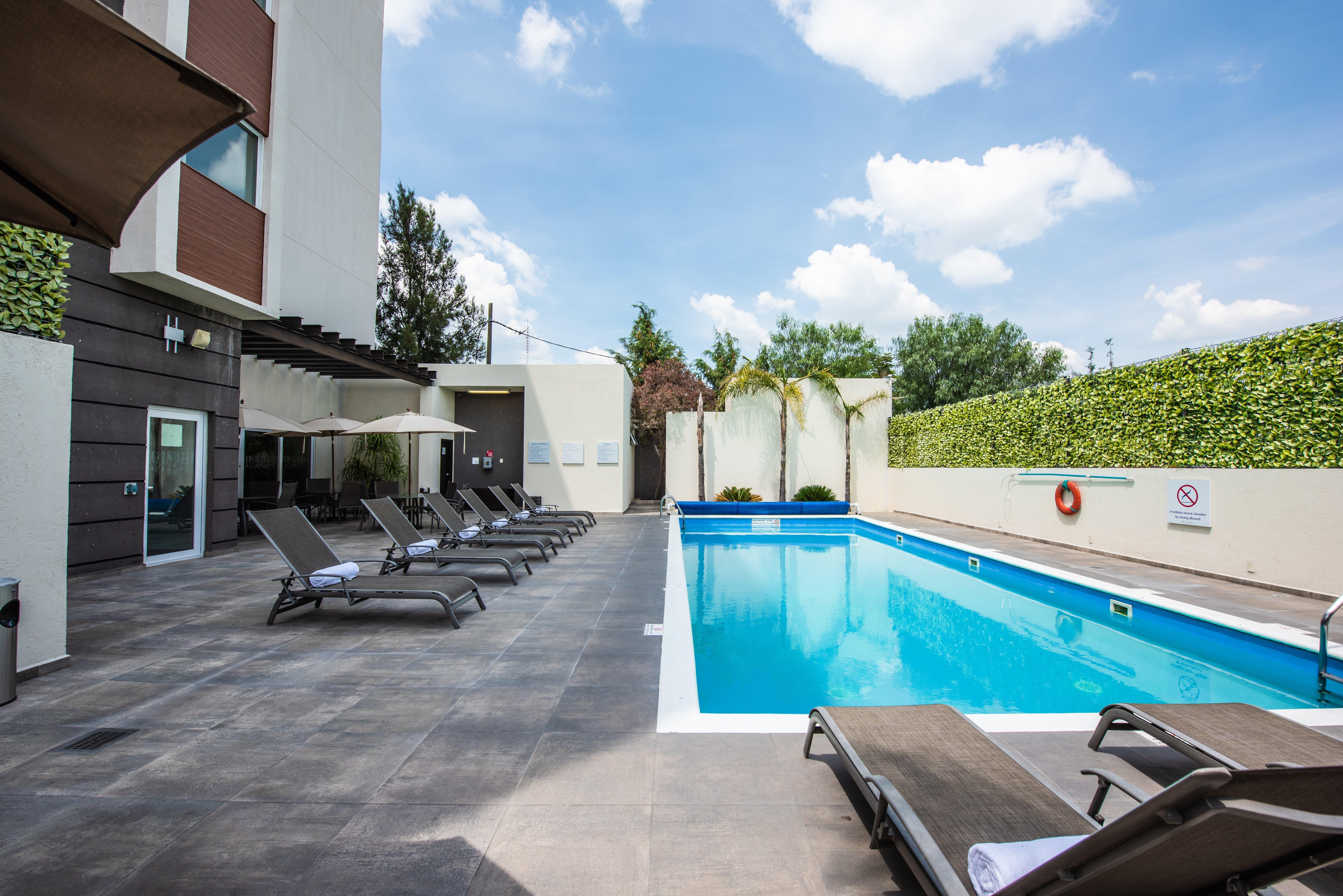 Holiday Inn Express And Suites Celaya By Ihg Esterno foto